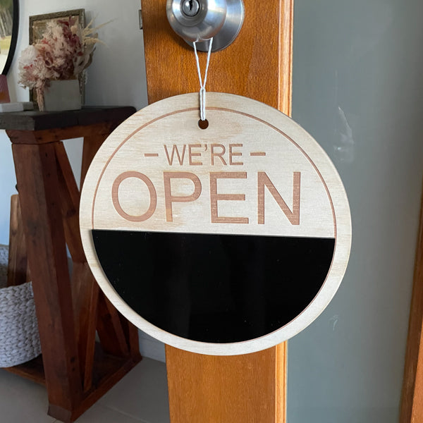 Open / Closed Sign
